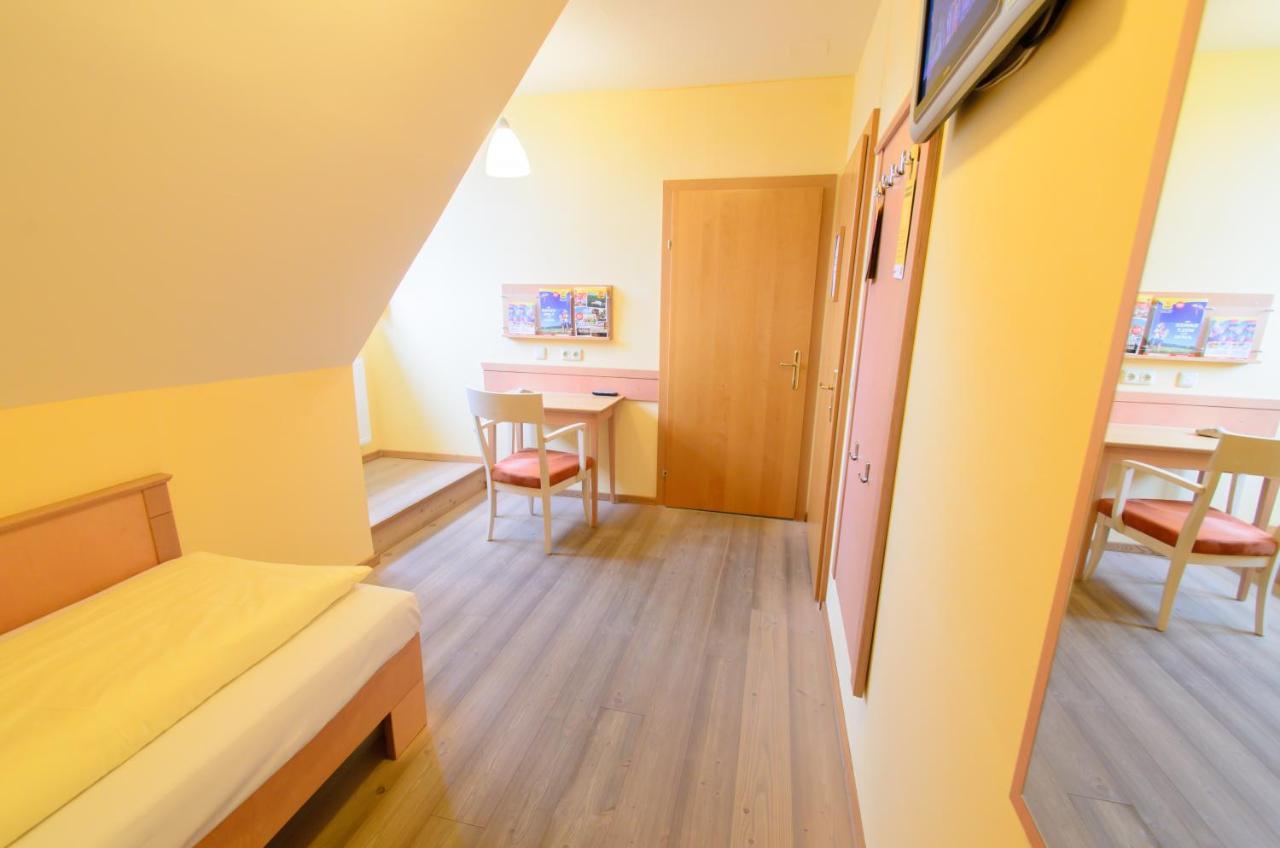 Jufa Hotel Schloss Roethelstein Admont Kültér fotó